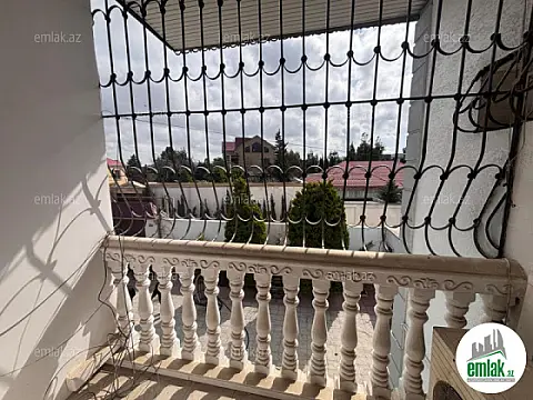 Satılır 5 otaqlı mənzil 250 m²