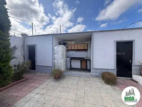 Satılır 5 otaqlı mənzil 250 m²