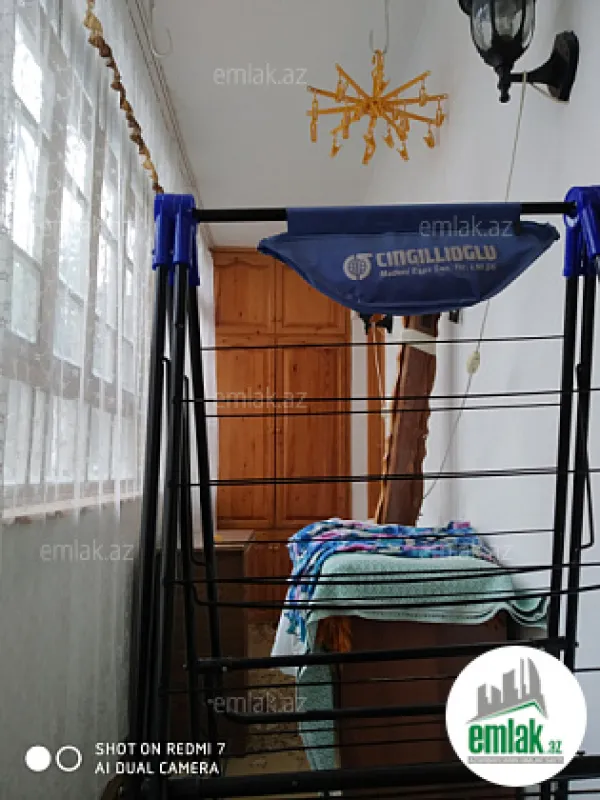 Satılır 4 otaqlı köhnə tikili 123 m²