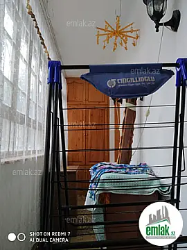 Satılır 4 otaqlı köhnə tikili 123 m²