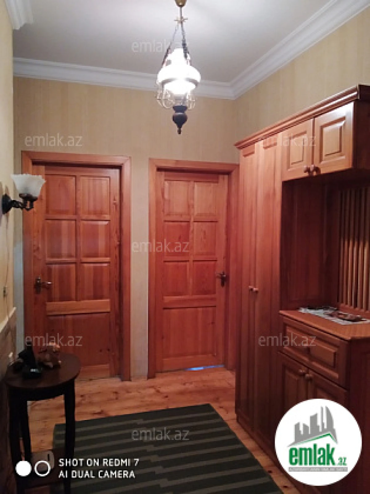 Satılır 4 otaqlı köhnə tikili 123 m²