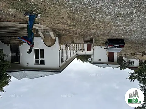 Satılır 12 otaqlı obyekt 1500 m²