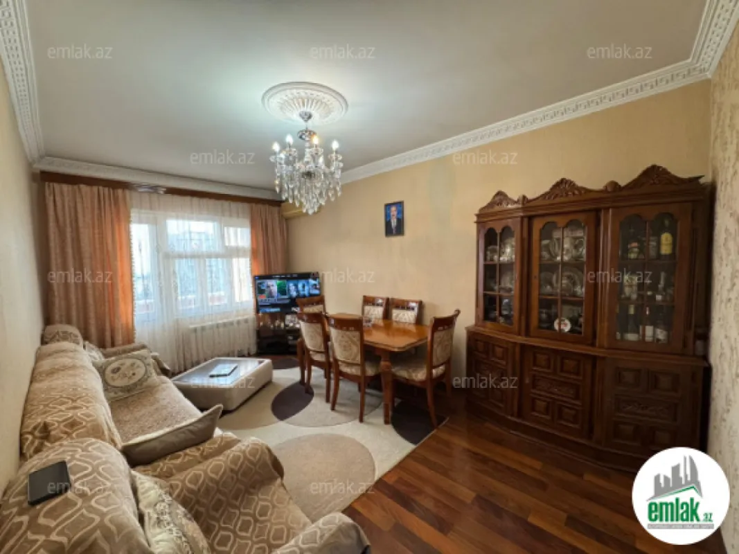 Satılır 3 otaqlı köhnə tikili 80 m²