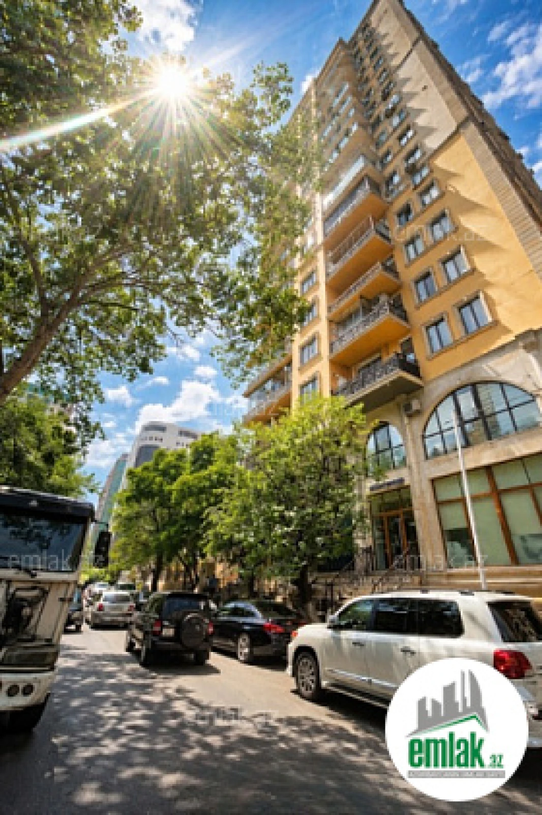 Satılır 3 otaqlı yeni tikili 105 m²