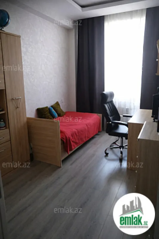 Satılır 3 otaqlı yeni tikili 105 m²