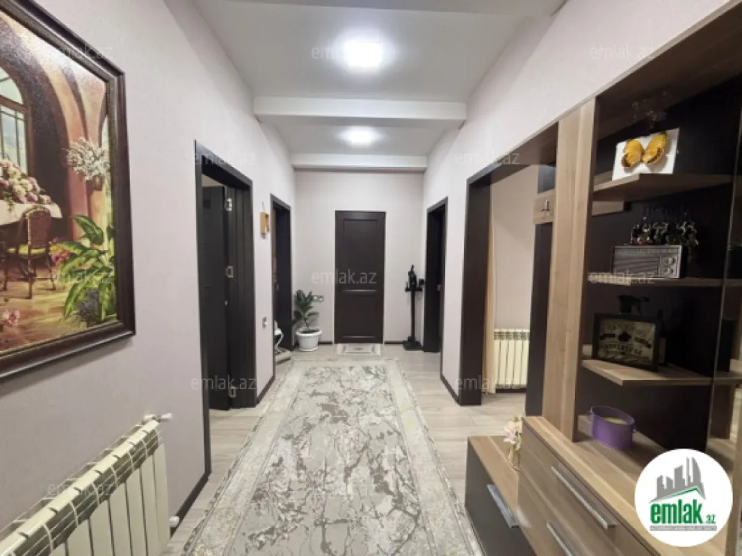 Satılır 4 otaqlı həyət evi 150 m²