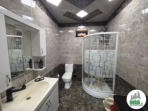 Satılır 4 otaqlı həyət evi 150 m²