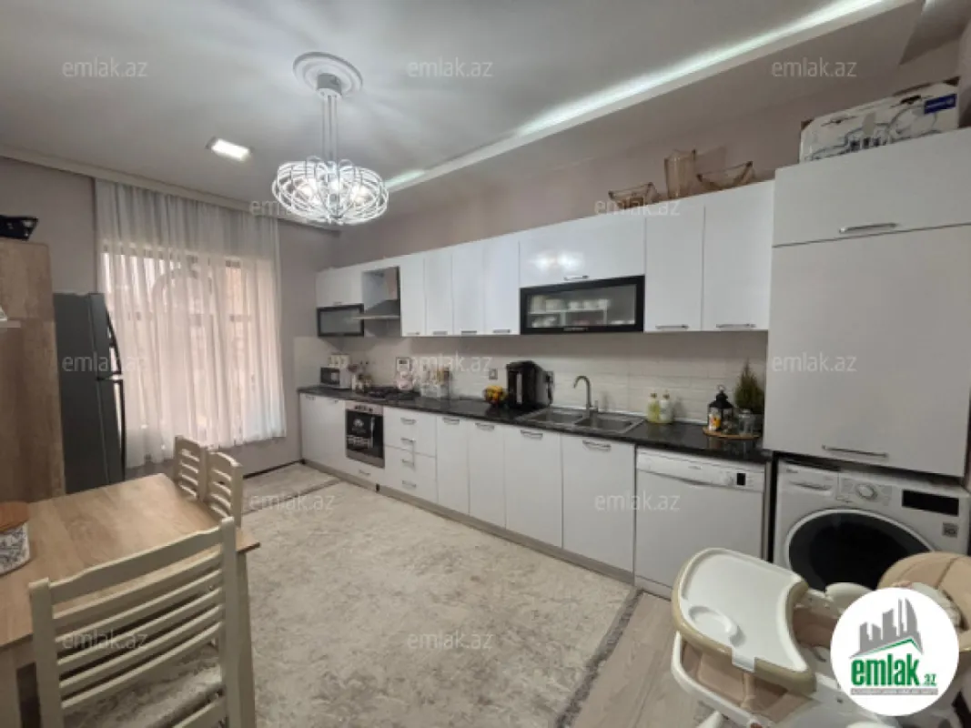 Satılır 4 otaqlı həyət evi 150 m²
