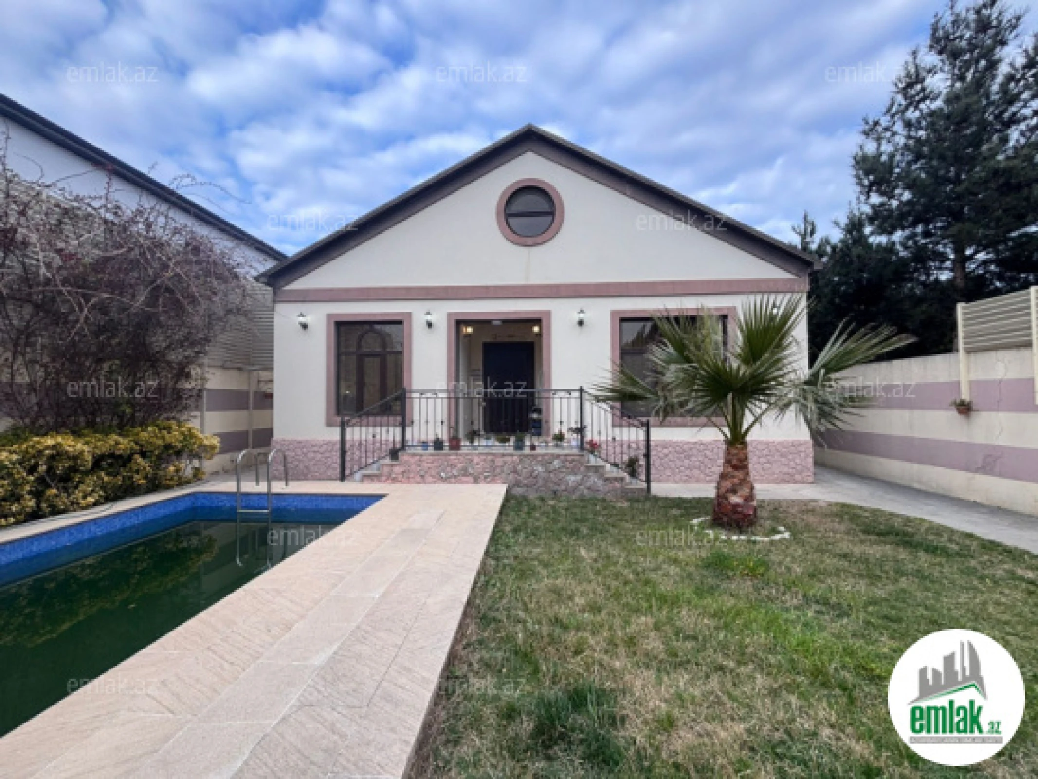 Satılır 4 otaqlı həyət evi 150 m²