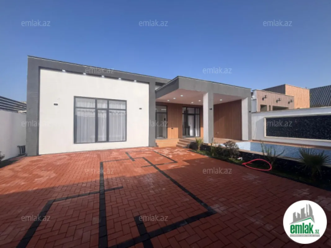 Satılır 4 otaqlı mənzil 145 m²