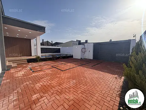 Satılır 4 otaqlı mənzil 145 m²