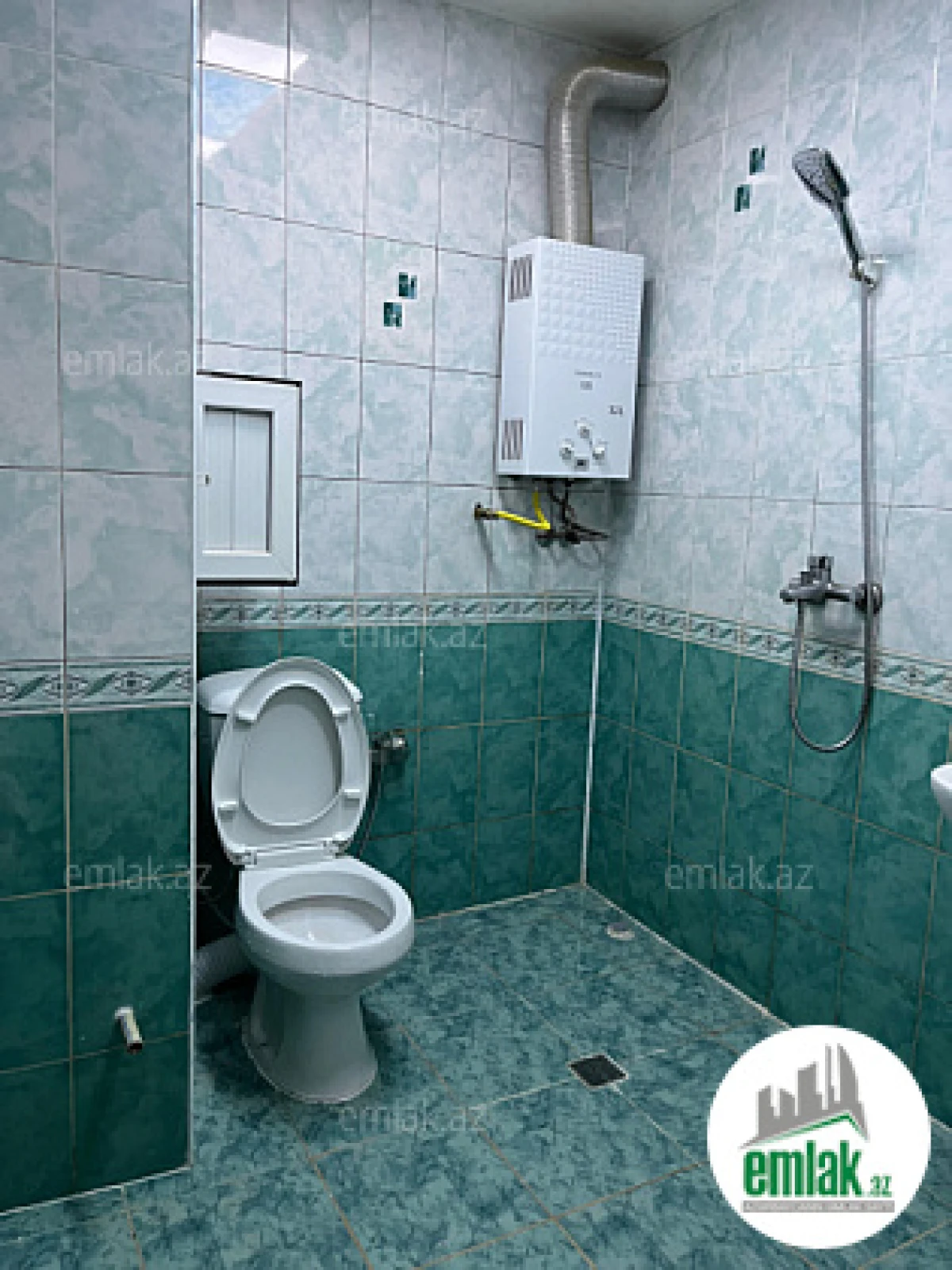 Satılır 2 otaqlı köhnə tikili 35 m²