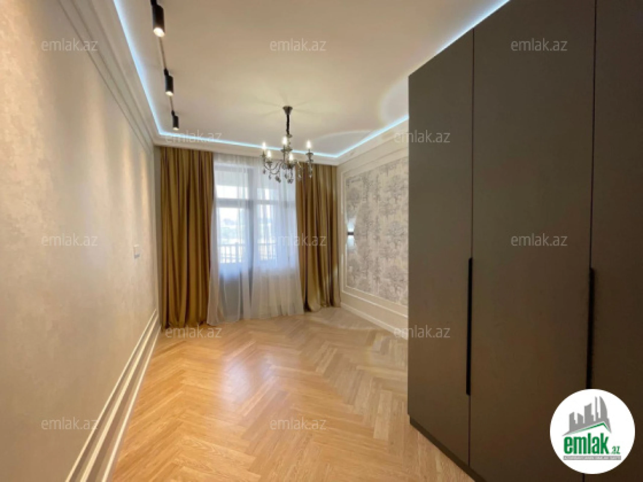 Satılır 3 otaqlı yeni tikili 85 m²