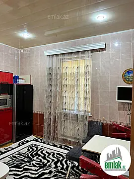 Satılır 9 otaqlı həyət evi 320 m²