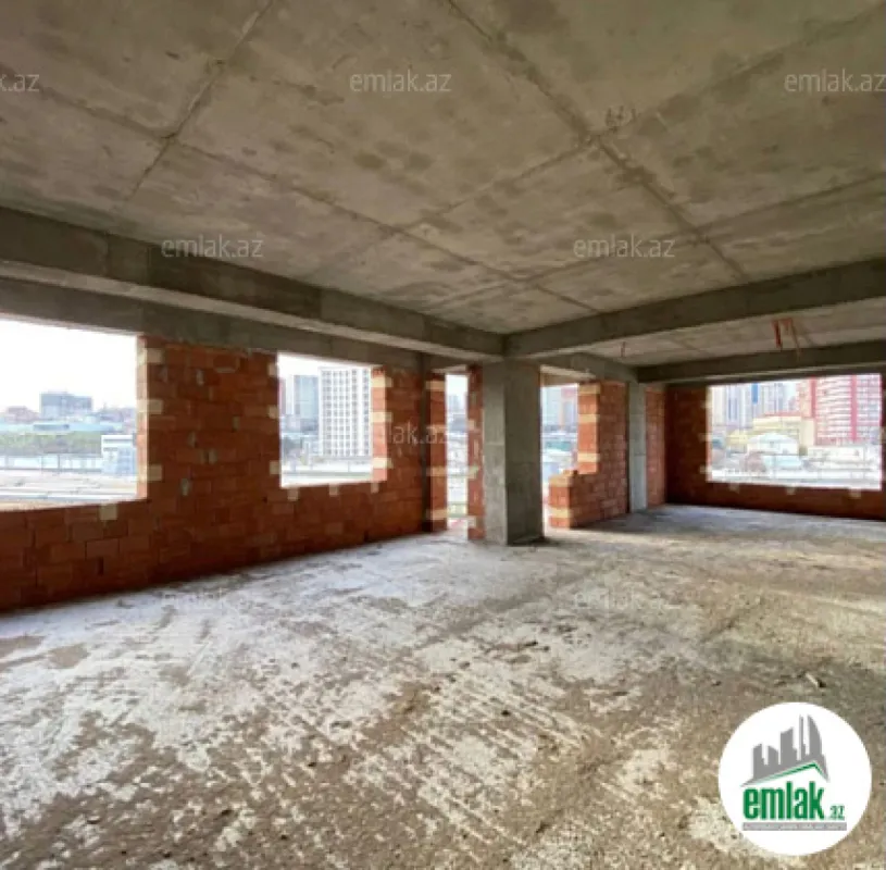 Satılır 2 otaqlı yeni tikili 84 m²