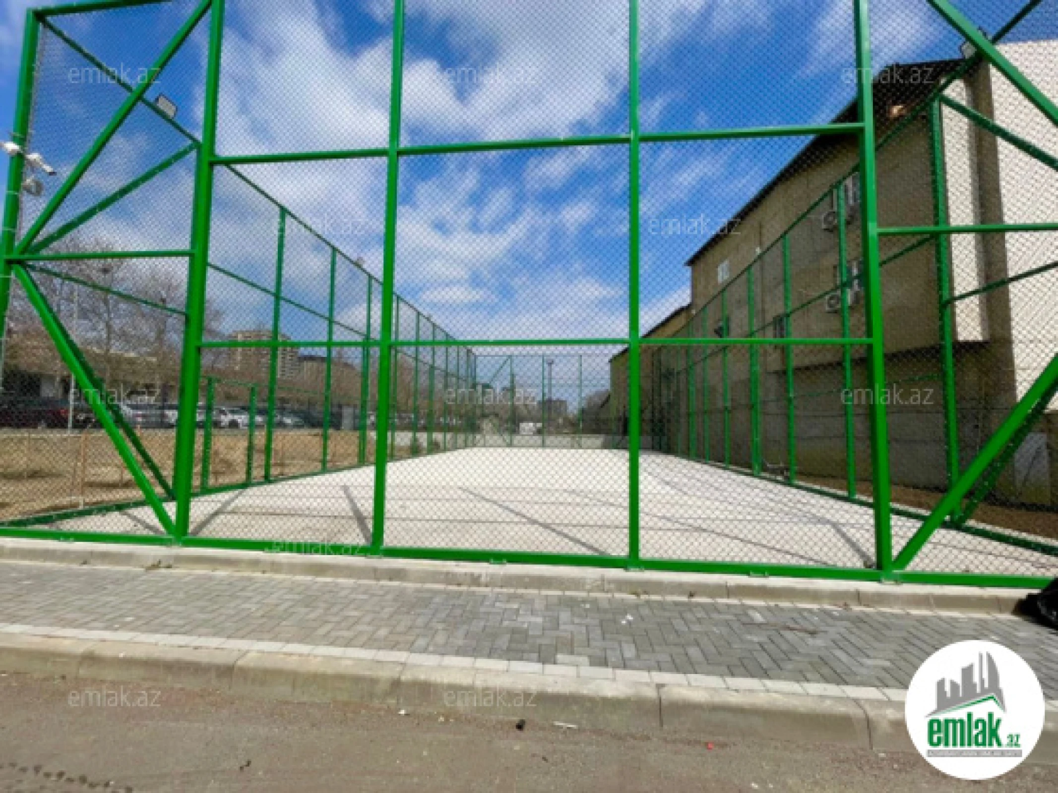 Satılır 2 otaqlı yeni tikili 84 m²