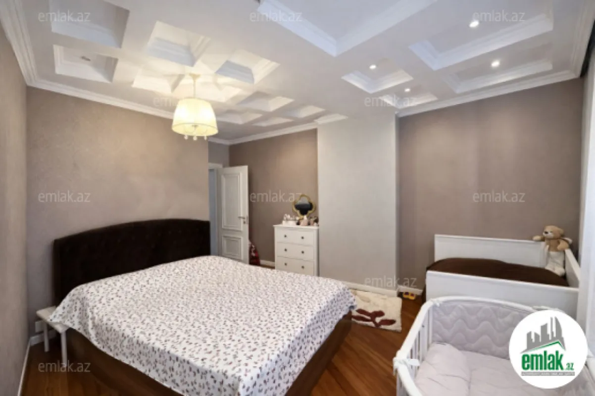 Satılır 3 otaqlı yeni tikili 108 m²