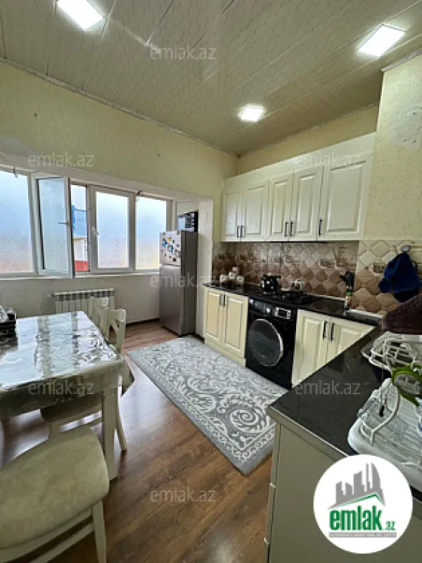 Satılır 3 otaqlı yeni tikili 72 m²