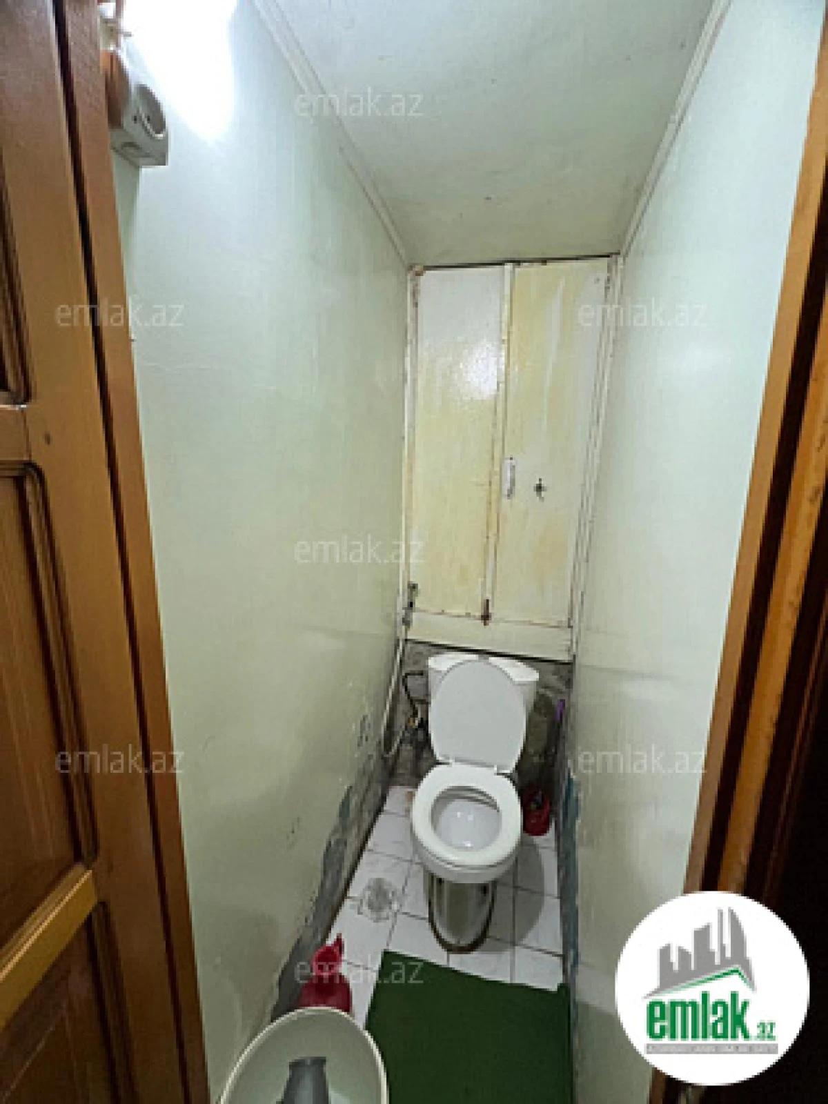 Satılır 2 otaqlı köhnə tikili 60 m²