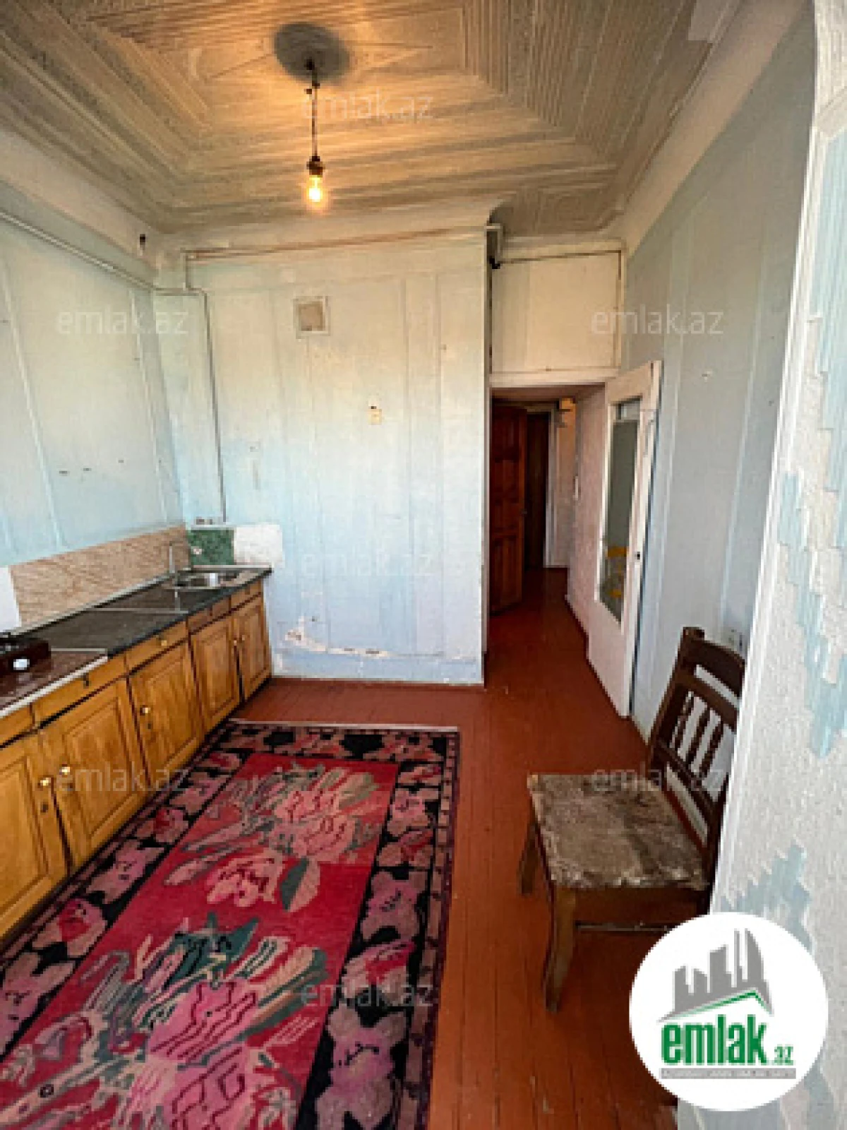 Satılır 2 otaqlı köhnə tikili 60 m²