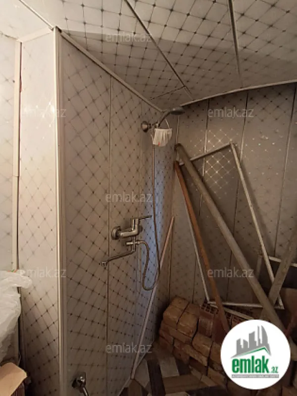 Satılır 1 otaqlı köhnə tikili 8 m²