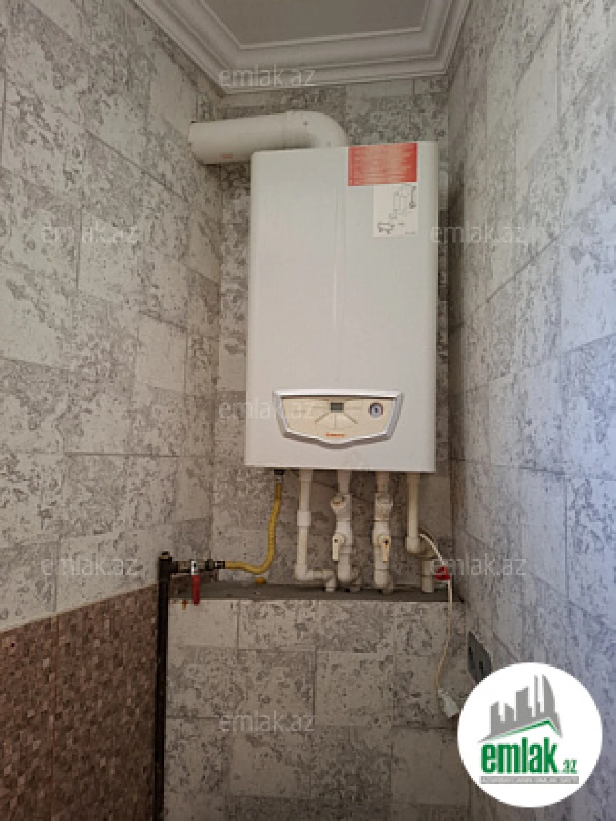 Satılır 3 otaqlı həyət evi 100 m²