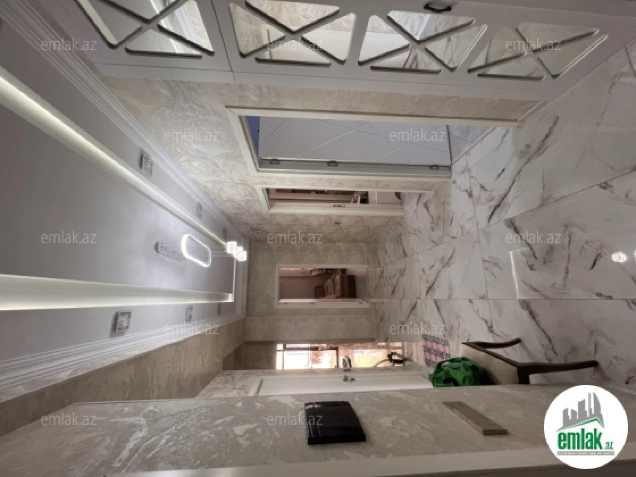 Satılır 3 otaqlı yeni tikili 117 m²