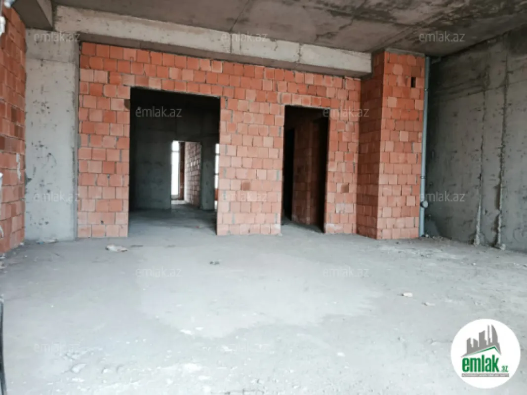 Satılır 4 otaqlı yeni tikili 181 m²