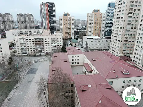Satılır 4 otaqlı yeni tikili 181 m²