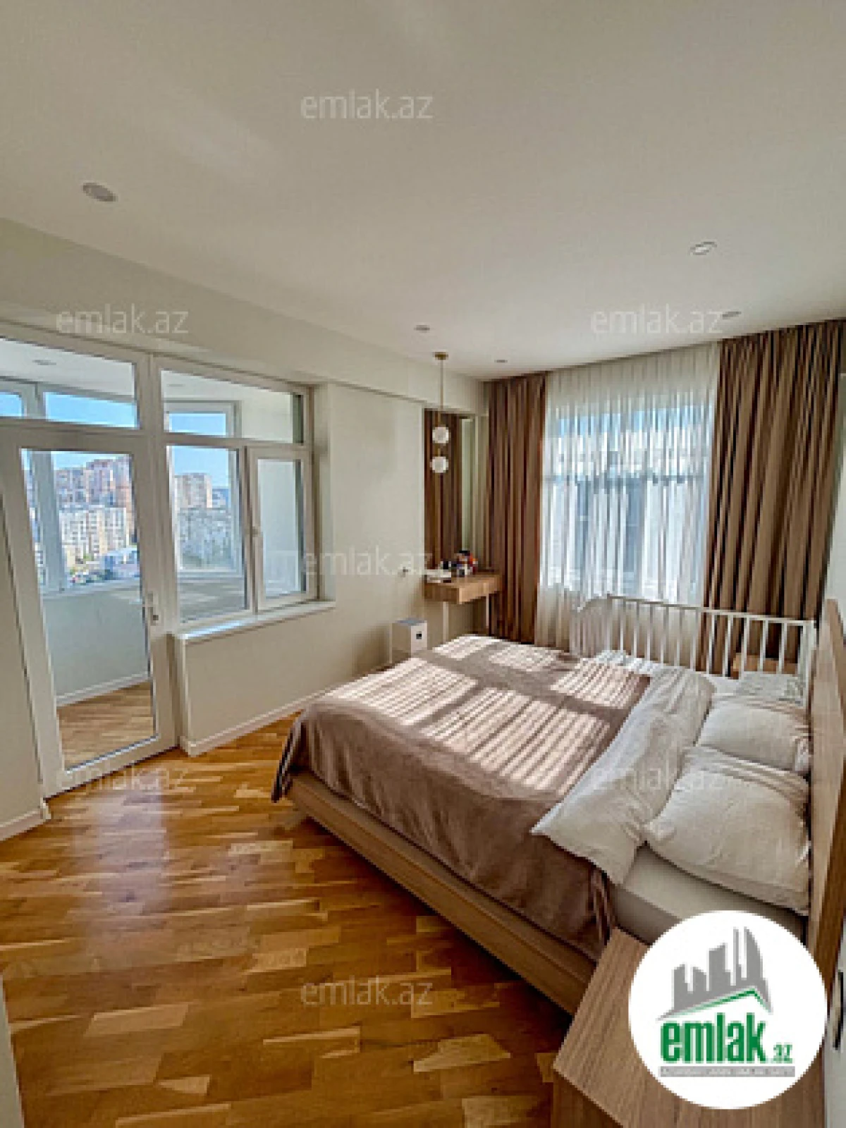 Satılır 2 otaqlı yeni tikili 90 m²