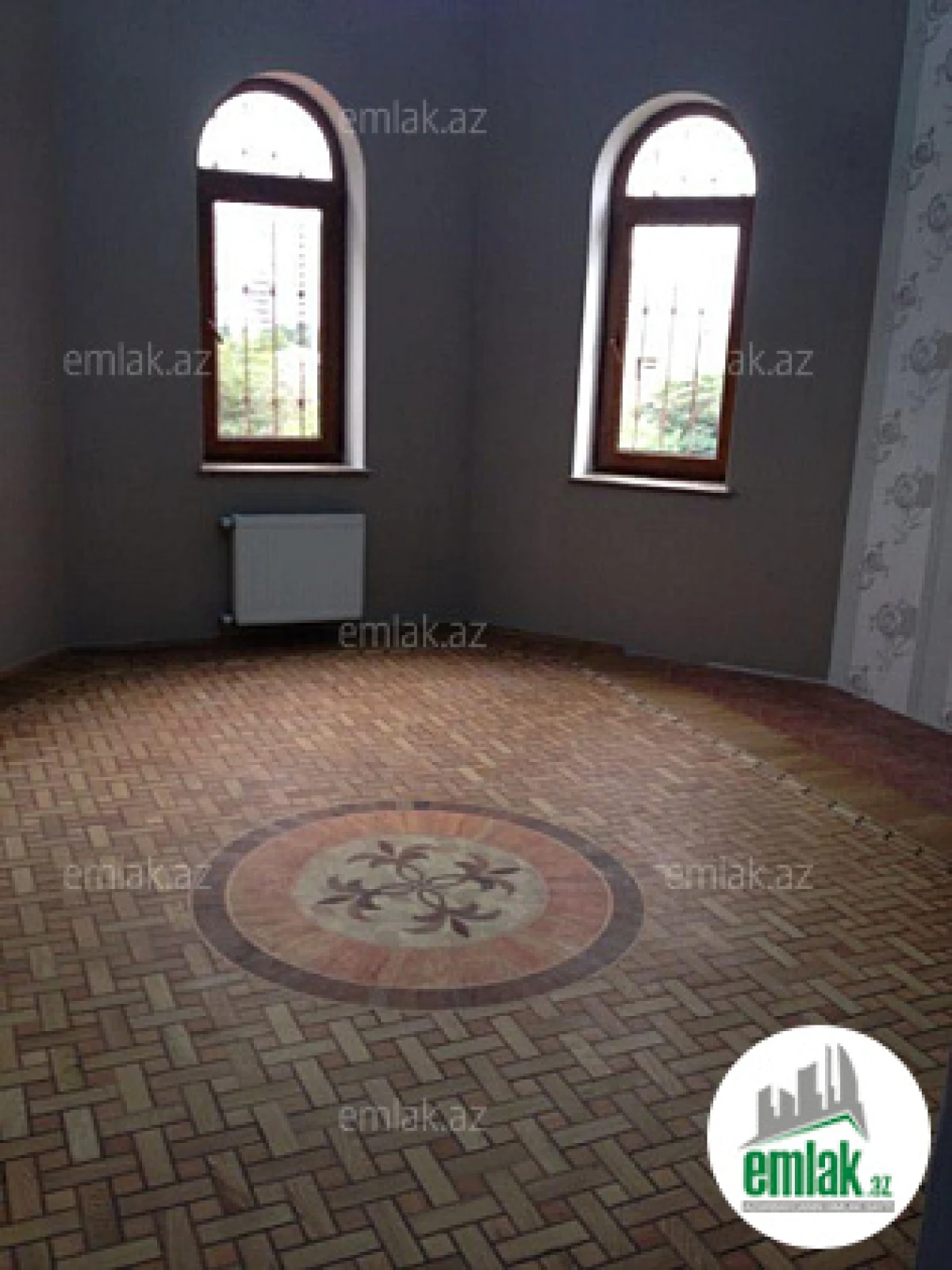 Satılır 6 otaqlı həyət evi 340 m²