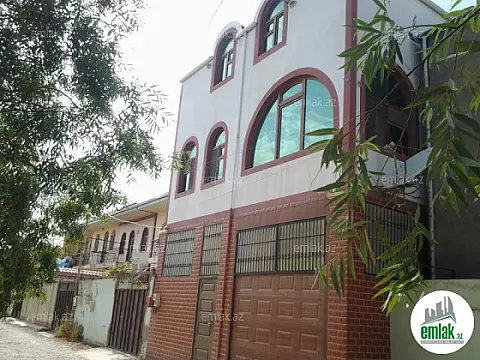 Satılır 6 otaqlı həyət evi 300 m² — Bakı 6 otaq 300.00 m²