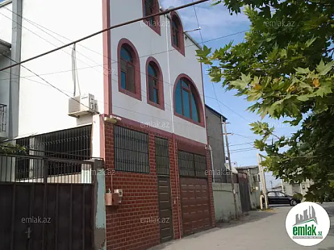 Satılır 6 otaqlı həyət evi 300 m²
