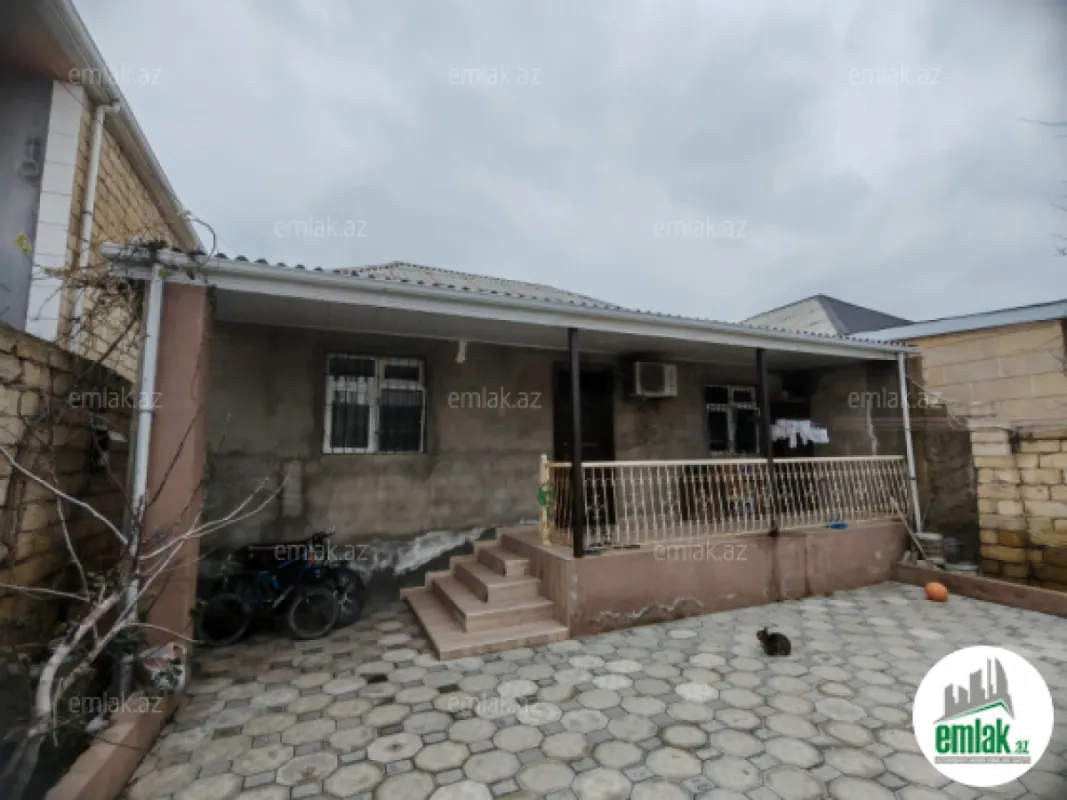 Satılır 3 otaqlı həyət evi 100 m²