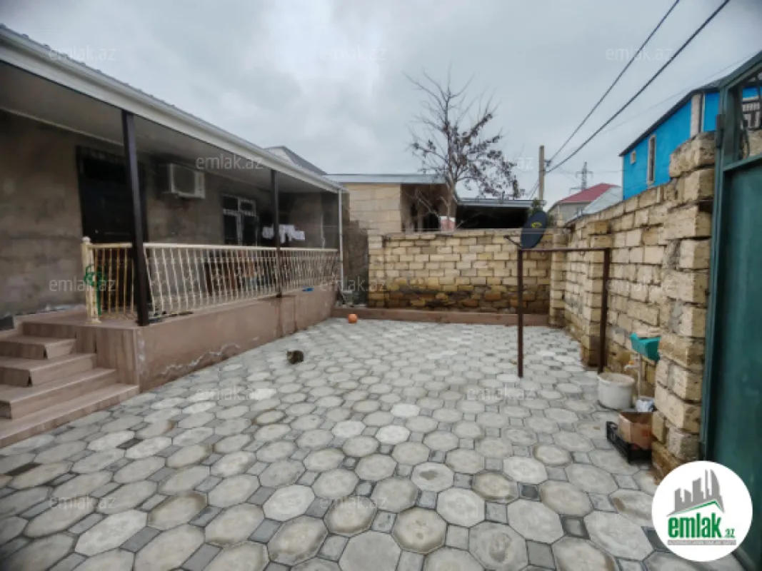 Satılır 3 otaqlı həyət evi 100 m²