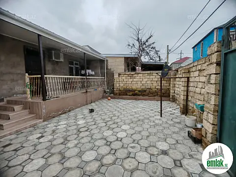 Satılır 3 otaqlı həyət evi 100 m²