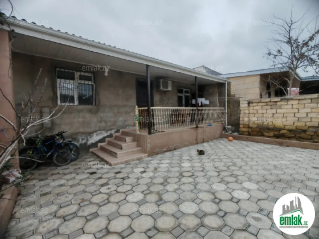 Satılır 3 otaqlı həyət evi 100 m²