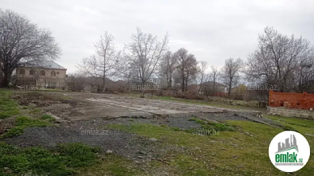 Satılır torpaq sahəsi 8 m²