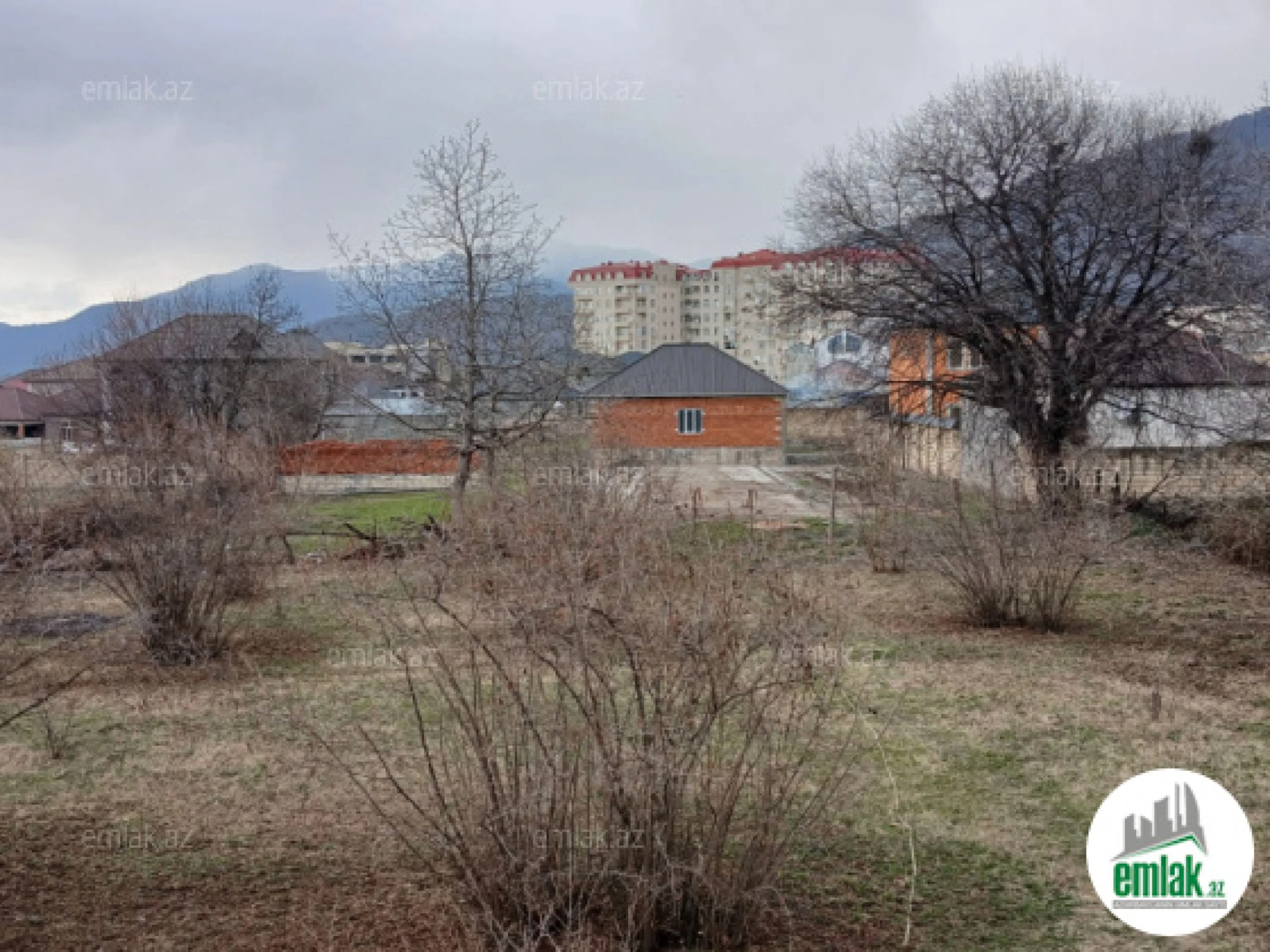 Satılır torpaq sahəsi 8 m²