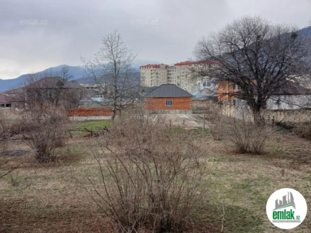 Satılır torpaq sahəsi 8 m²