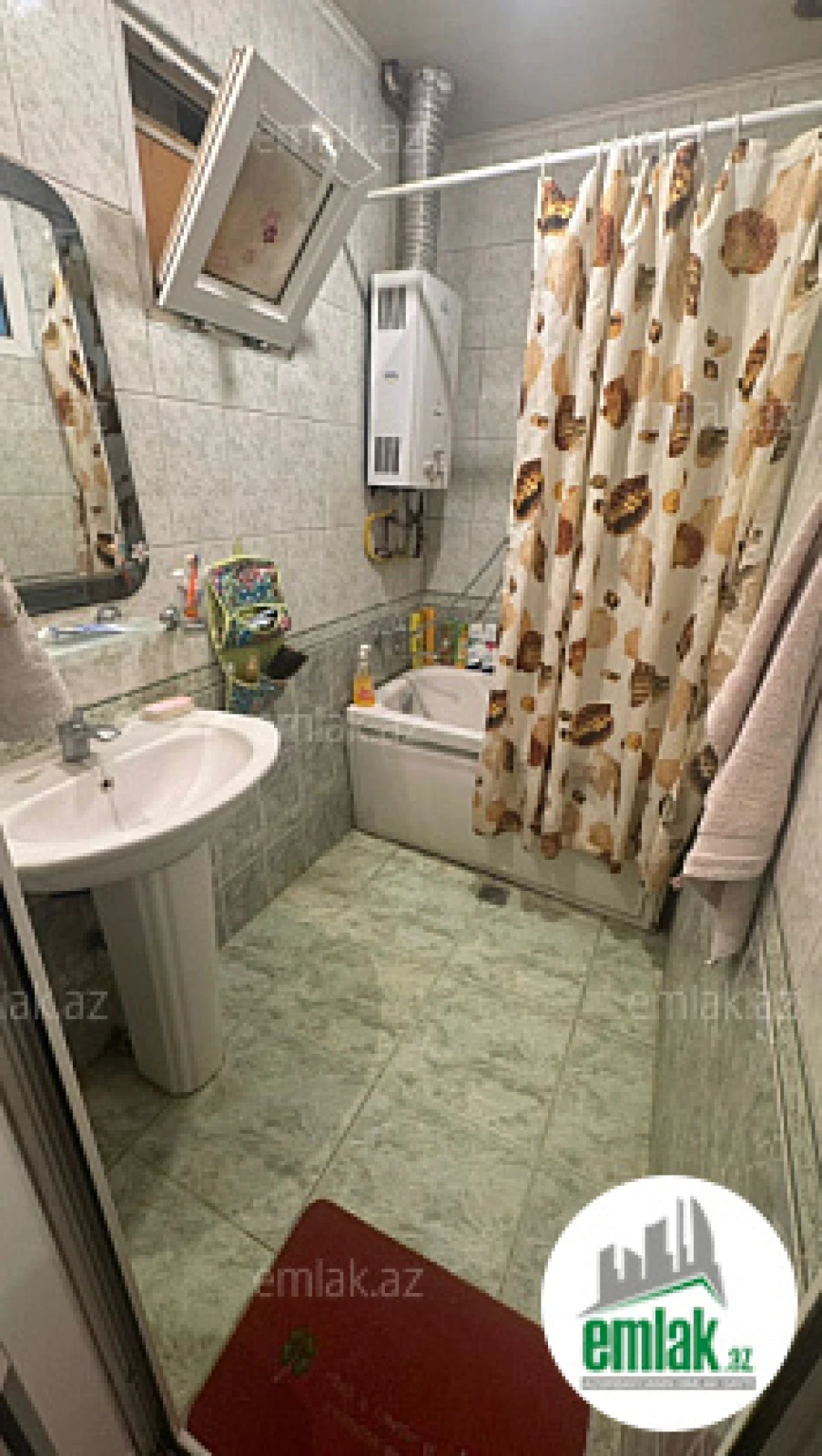 Satılır 3 otaqlı köhnə tikili 85 m²