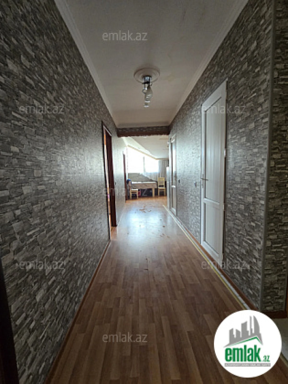 Satılır 3 otaqlı yeni tikili 90 m²