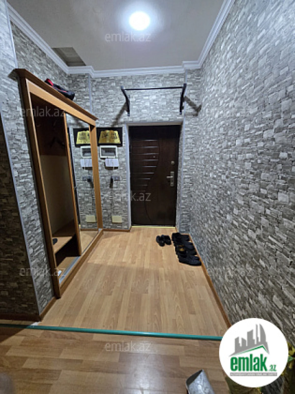 Satılır 3 otaqlı yeni tikili 90 m²