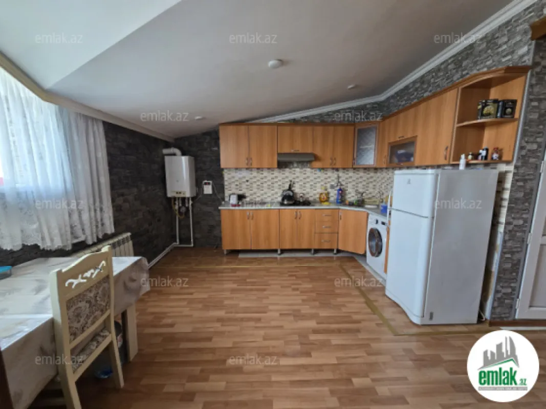 Satılır 3 otaqlı yeni tikili 90 m²