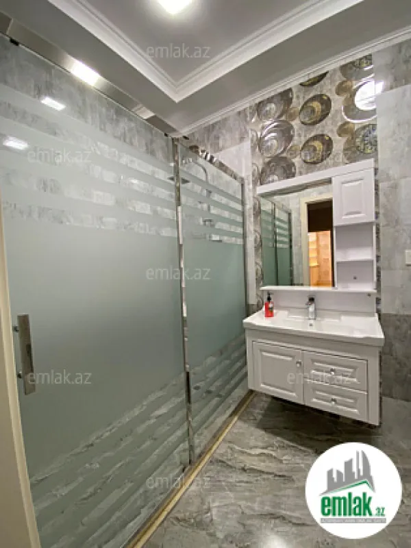 Satılır 3 otaqlı yeni tikili 103 m²