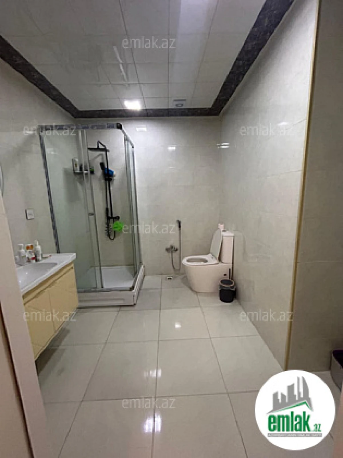 Satılır 2 otaqlı yeni tikili 90 m²