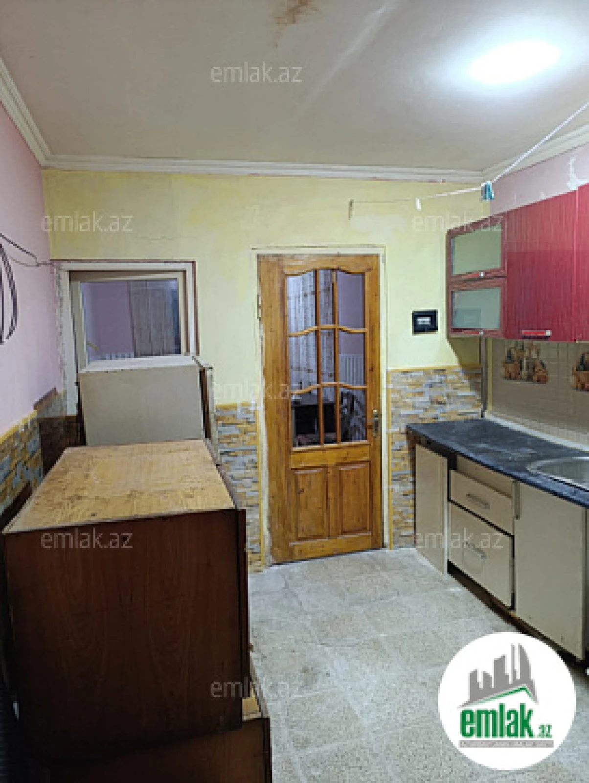 Satılır 2 otaqlı köhnə tikili 35 m²