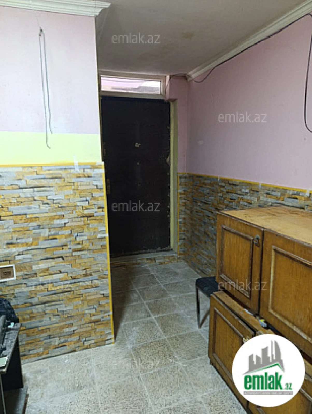 Satılır 2 otaqlı köhnə tikili 35 m²