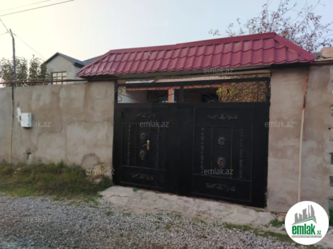 Satılır 4 otaqlı həyət evi 120 m²
