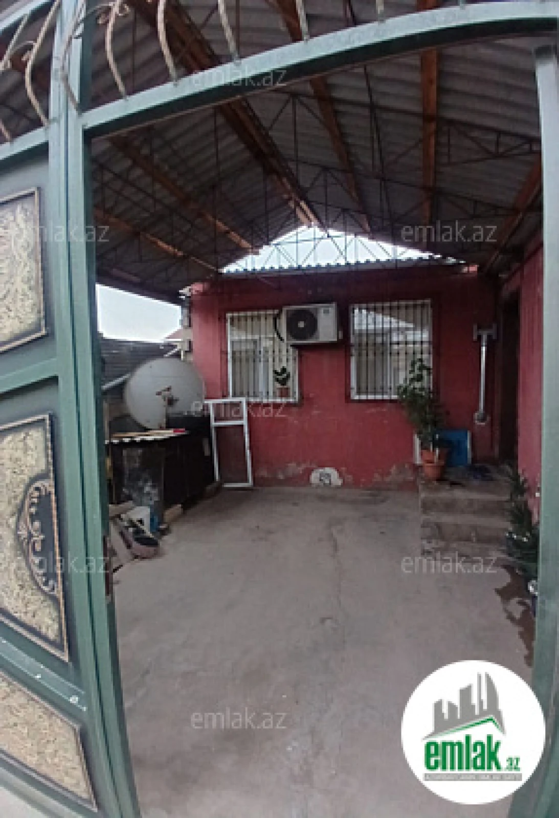 Satılır 3 otaqlı həyət evi 100 m²